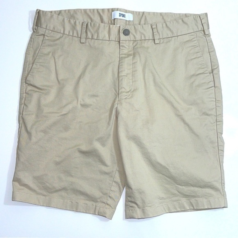 Spoke khaki shorts. Build B Size 35 with 9” inseam. Excellent used condition.